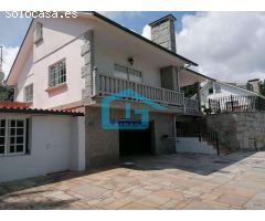 Poio: A7094: Samieira... chalet con finca, jardines, piscina exterior... vistas al mar...