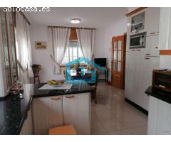 Poio: A7094: Samieira... chalet con finca, jardines, piscina exterior... vistas al mar...