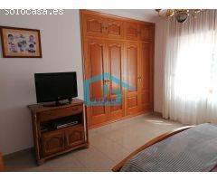 Poio: A7094: Samieira... chalet con finca, jardines, piscina exterior... vistas al mar...