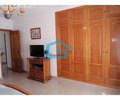 Poio: A7094: Samieira... chalet con finca, jardines, piscina exterior... vistas al mar...