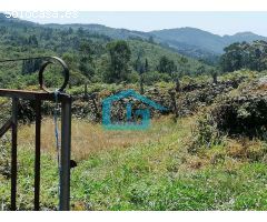 Cotobade: A7106: Casa de piedra antigua con finca, con preciosas vistas al valle...