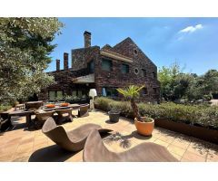 Exclusiva Villa de Lujo en Ciudalcampo – Oportunidad Única de Inversión en Madrid