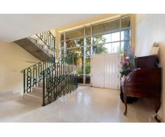 Exclusiva Villa de Lujo en Ciudalcampo – Oportunidad Única de Inversión en Madrid