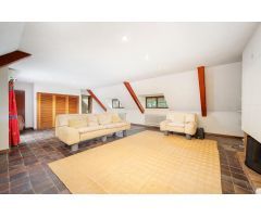 Magnífico chalet para reformar a su gusto en la prestigiosa urbanización de Soto de Viñuelas