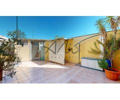 Chalet adosado en venta en calle Lagos de Llosás, 51