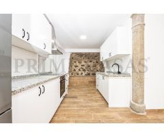PISO HISTORICO RECIEN REFORMADO EN TAMARACEITE