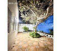 Chalet con jardin en Playa de Arinaga