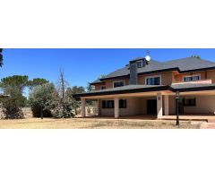 Chalet independiente en venta en Alpedrete