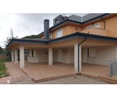 Chalet independiente en venta en Alpedrete