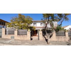Chalet en Residencial (La Castilleja) Córdoba-zona El Brillante