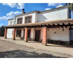 Finca de caza con cortijo
