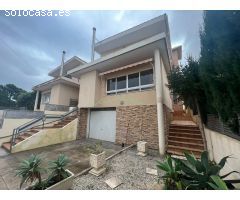 SE VENDE EXPECTACULAR CHALET EN ALBIR