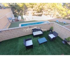 CASA DUPLEX EN URBANIZACION CON PISCINA