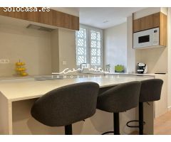 Se vende apartamento reformado con Licencia Turística en la Playa de Levante en Benidorm