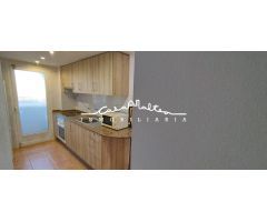 Se vende encantador apartamento en el Albir con piscina y jardín