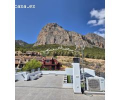 En venta chalet independiente en Polop