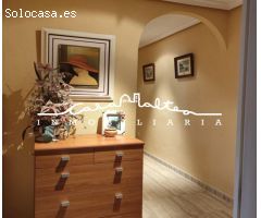 Se vende precioso apartamento en 2ª línea de playa Levante, Benidorm