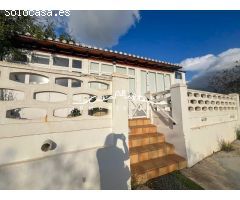 En Venta Encantadora casa de campo en Altea