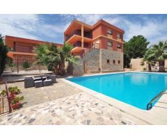 Chalet/Villa con gran potencial en Alicante