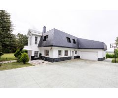 Chalet en Venta en San Sebastián de los Reyes, Madrid