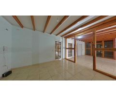 IMPRESIONANTE CHALET EN MUTXAMEL