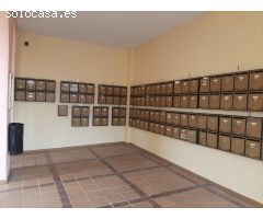 POLOP - Piso CON ASCENSOR en urbanización privada con piscina.