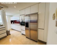 Amplio apartamento en Puerto Marina