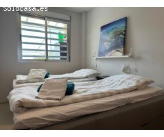 Lujoso Dúplex de 3 Dormitorios con Espectaculares Amenidades y Solárium privado