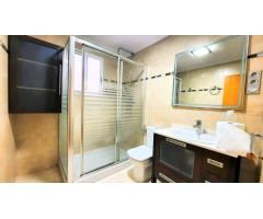 el piso de 3 dormitorios y 2 baños en la calle Ramon Gallud en pleno centro de Torrevieja