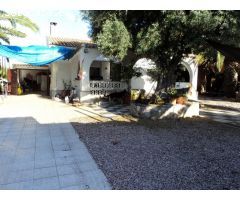 chalet en parcela 800 m2 con 3 dormitorios y 2 baños en Los Balcones de Torrevieja