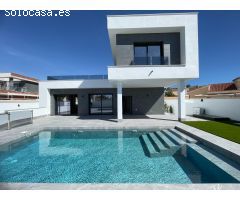 Exclusiva Villa de Obra Nueva en Ciudad Quesada