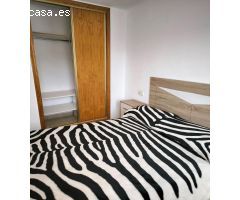 Apartamento luminoso de 2 dormitorios con garaje incluido y piscina en el centro de Torrevieja
