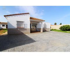 CHALET A LA VENTA EN EL MARQUESADO, CHICLANA DE LA FRONTERA