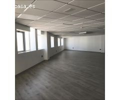 Exclusiva Propiedad Industrial y de Oficinas en Venta en el Polígono Industrial Oeste