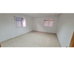 Nave industrial en Alquiler en Les Mallorquines, Murcia