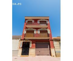 edificio-casa  completo en el centro de torrevieja
