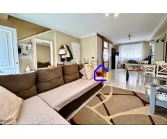 Chalet en venta con piscina comunitaria en Aguas Nuevas, Torrevieja