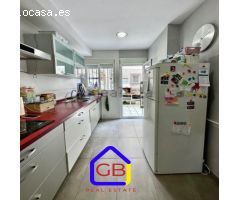 Chalet en venta con piscina comunitaria en Aguas Nuevas, Torrevieja