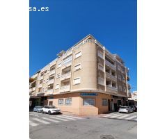 GRAN APARTAMENTO DE 4 DORMITORIOS A 600 METROS DEL MAR - ZONA TORREVIEJA -