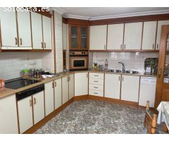 GRAN APARTAMENTO DE 4 DORMITORIOS A MENOS DE 500 METROS DEL MAR - ZONA TORREVIEJA CENTRO -
