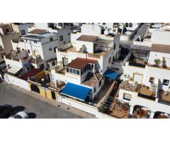 Chalet pareado reformado de 4 dormitorios con solárium, jardín privado, 4 trasteros y parking