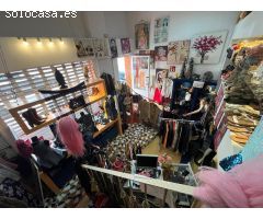 En Venta – Local Comercial + Negocio de Moda Vintage en el Centro de Torrevieja