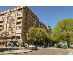 Plaza de garaje ideal para motos