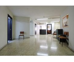 LOCAL COMERCIAL EN EL CENTRO DE ALICANTE