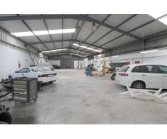 NAVE INDUSTRIAL-TALLER CHAPA Y PINTURA EN VENTA