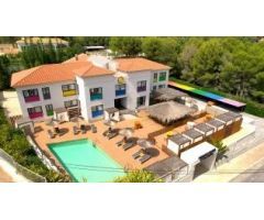 VENTA HOTEL CON SPA EN BENIDORM