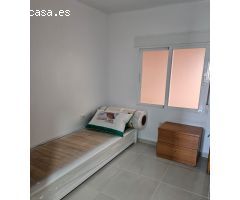 PLANTA BAJA CON PATIO - 5 HABITACIONES  EN V. REMEDIO