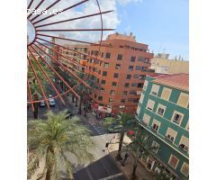 CUATRO HABITACIONES + 2 BAÑOS PARA REFORMAR - CENTRICO