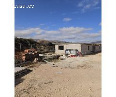 TERRENO RUSTICO EN AGOST (CON ALMACEN DE APEROS)