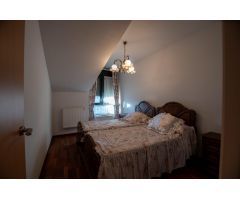Venta de piso de tres dormitorios, plaza de garaje y trastero en Villaviciosa Asturias